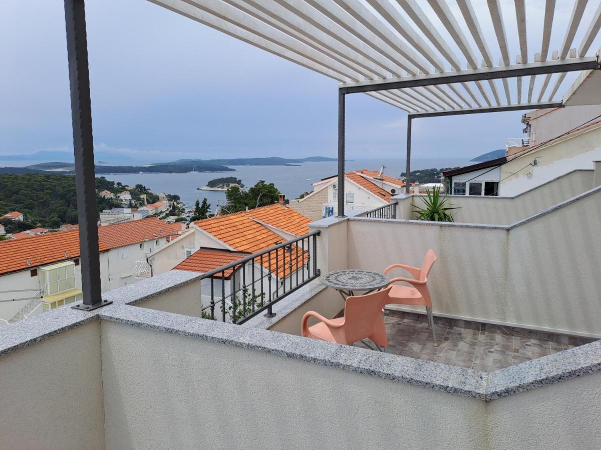 BenJak Apartments Hvar Town Bagian luar foto